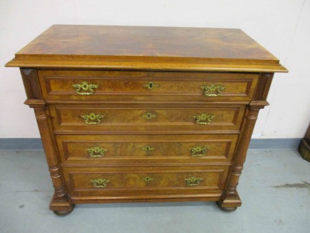 6669 - Komoda orech + korenice 1890  103 x 50 cm  V - 89 cm  -  PRODANO